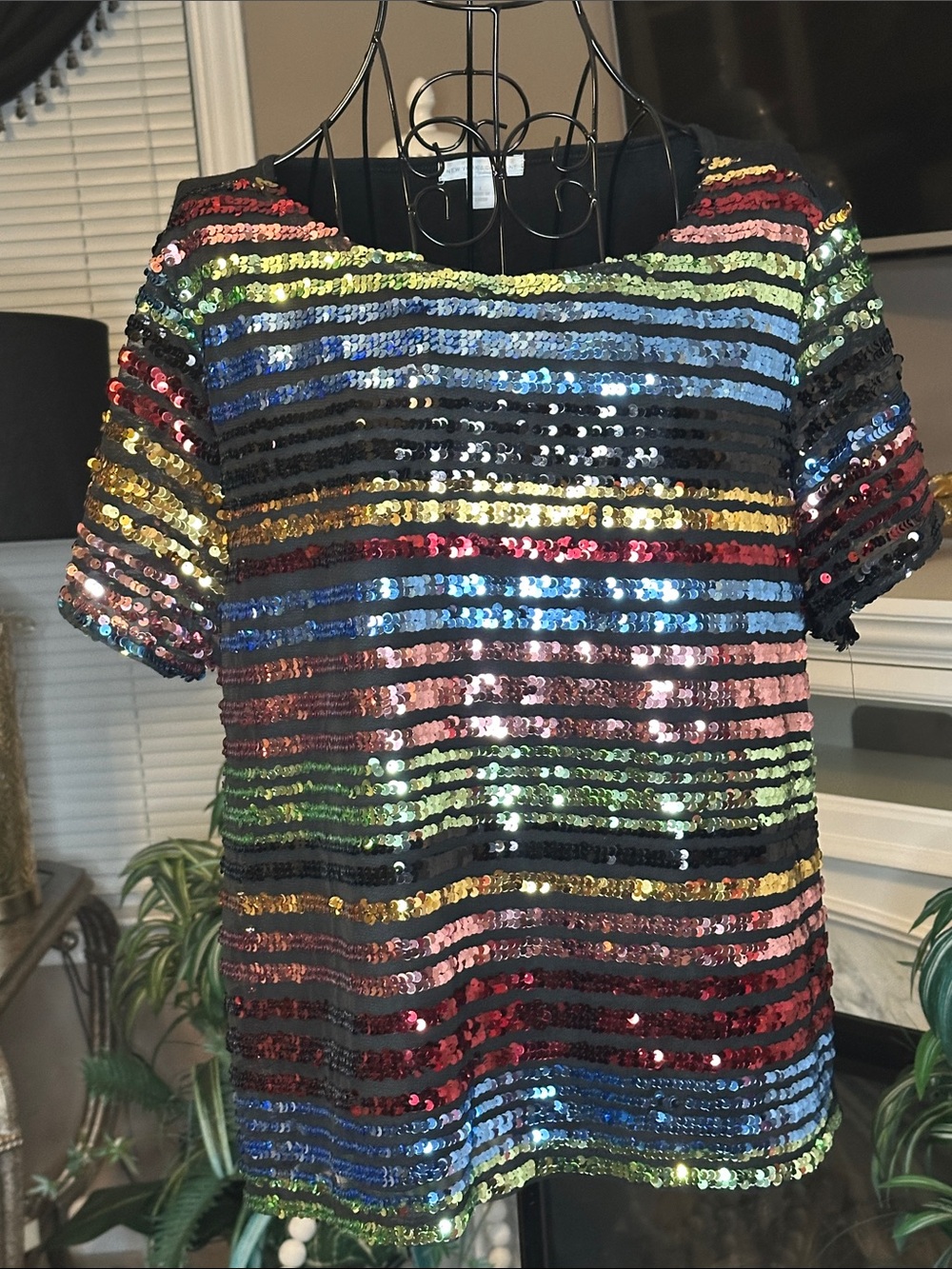 New York & Company Multicolor Sequin Stripe Short Sleeve Top